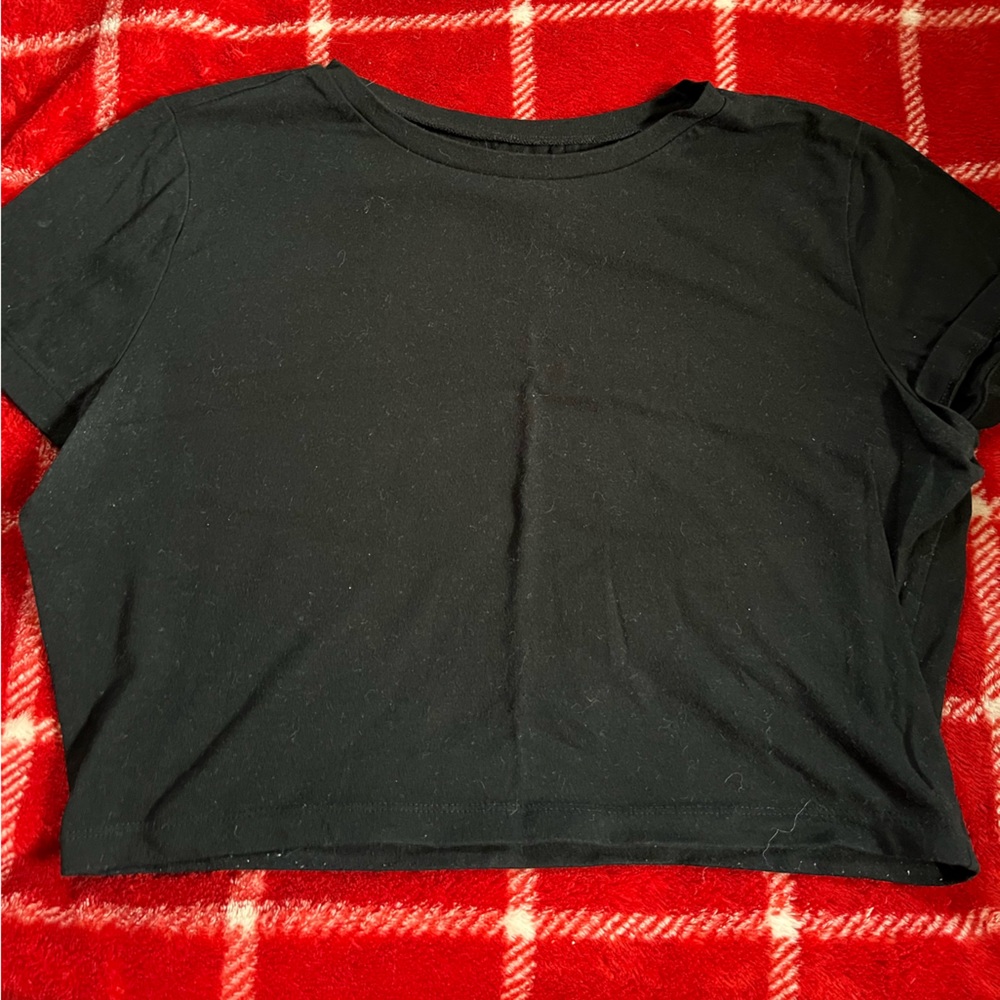 Black crop top